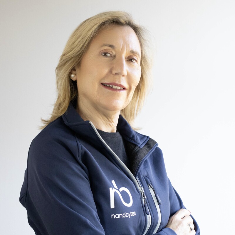 Adela Liñán García - Directora Recursos Humanos