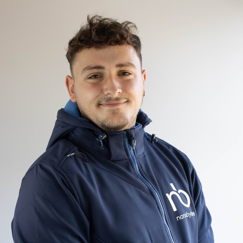 Alejandro Madueño Buciegas - Administrador de sistemas